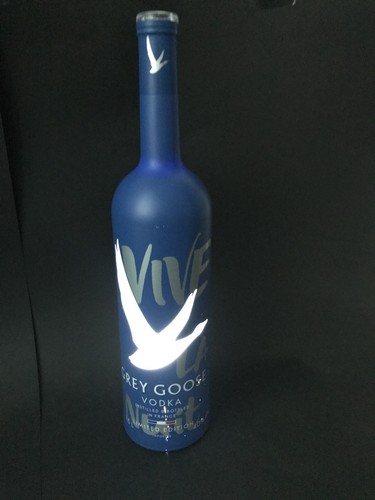 Grey goose vodka vive nuit - goose,