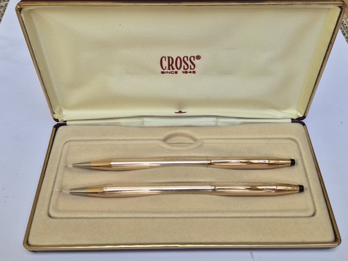 Vintage cross 14kt - cross, rolled