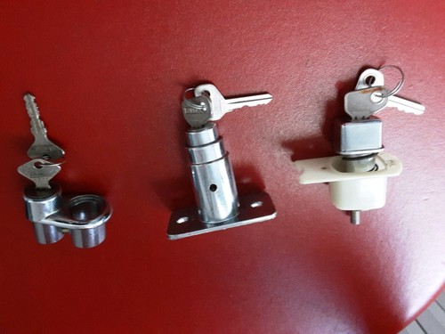 Pulsante con chiave auto - con,