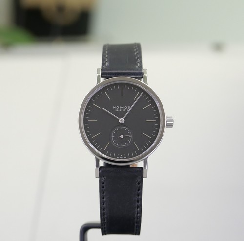 Nomos tangente sport - nomos, index