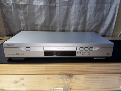 Lettore combinato dvd - dvd/cd, sharp