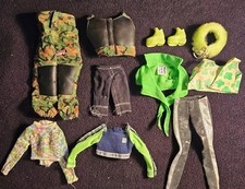 Lotto 10 pezzi di vestiti e accessori Barbie e come Barbie *eBay Best*