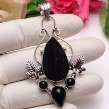 Ushaqgems ciondolo fatto - , a