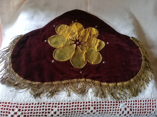 Velluto antico con ricami - ,