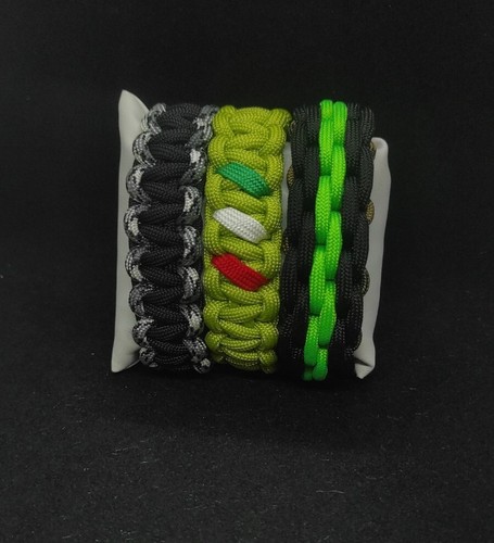 Offerta tris bracciali in - !, di
