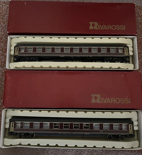 Rivarossi carrozza classe - 1,