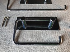 Accessori bagno " Vola ". Design Arne Jacobsen 1968. Ottone cromato.