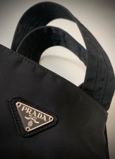 Prada - Borsa a Tracolla Nera