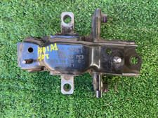 Supporto motore AUDI A1 1.0 turbo dal 2011 al 2016  codice ricambio:6C0199555C