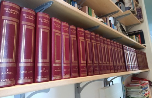 Enciclopedia giuridica - enciclopedia,