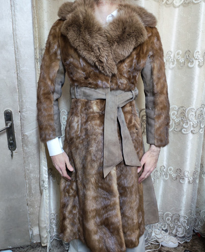 Cappotto con cintura vintage