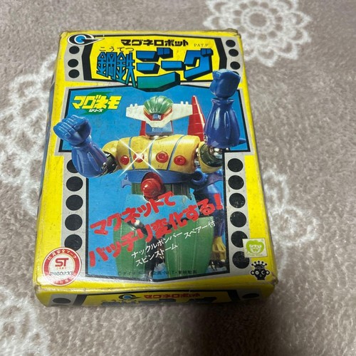 Modellino robot magnetico