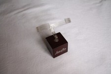 JEAN D'EVE - Supporto Stand