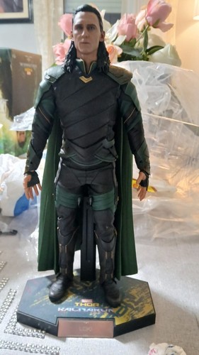 Hot toys marvel - hot,