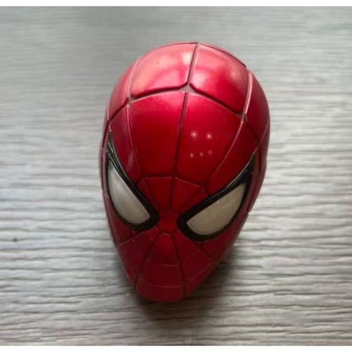 Hot toys spider - hot, spider-man