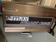 Carica Batterie E-max Charger 48V 20A 110VAC Motorino