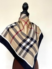 Sciarpa di seta Burberry nuova logo a quadri bordo nero beige avvolgente in seta