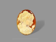 Cammeo da Torre del Greco in conchiglia per Donna cameo con incisione non antico