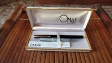 Penna stilografica Omas 80. Pennino M. Colore satinato nero.Contenitore cartucce