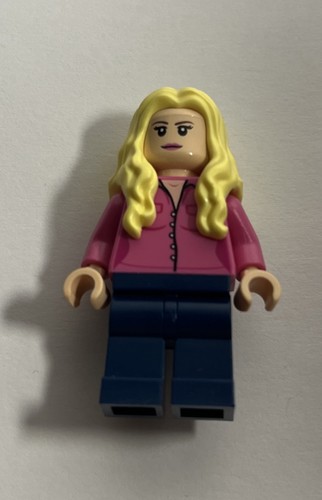 Lego minifigure penny - lego, minifigure,
