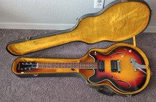 Chitarra Univox U1825 Coily