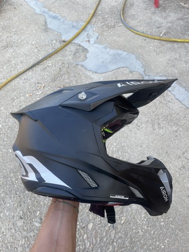 Casco airoh cross - casco,