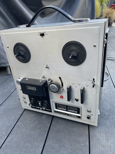 Akai registratore nastro - a,