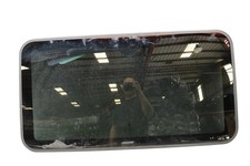 14-17 Maserati Ghibli Sun Moon