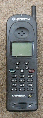 Telefono satellitare trimodale