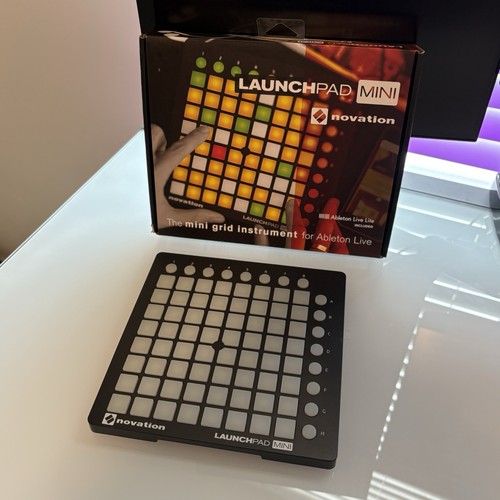 Novation launchpad mini - novation,