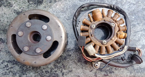 Yamaha 350 4l0 - stator, +