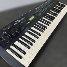 Yamaha V2 Sintetizzatore Usato