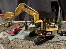 Escavatore di massa 1:50 Cat