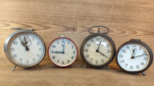 4 Vecchi Orologi Da Sveglia