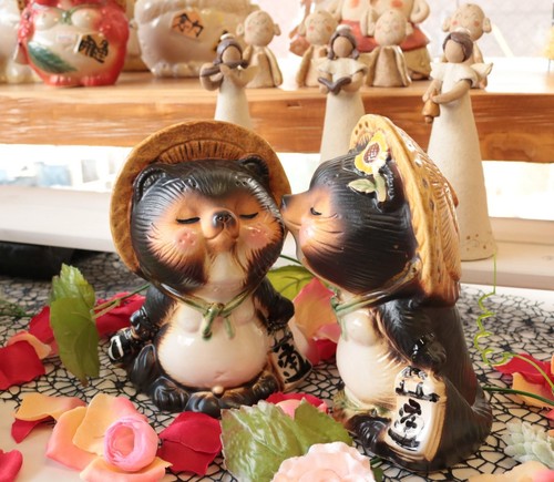 Shigaraki ware bacio tanuki - bacio,