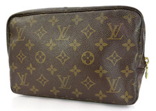 Auth LOUIS VUITTON Trousse