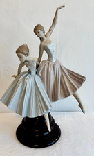Lladro #5035 "Merry Ballet
