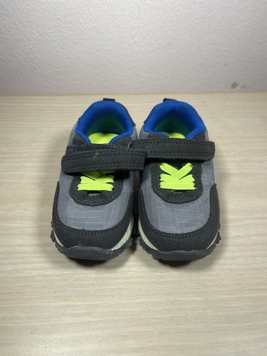 Scarpe sneakers sportive
