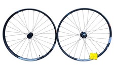 NUOVO set ruote Shimano XT