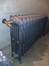 termosifoni liberty in ghisa con piedini interasse 600 mm con 15 elementi 