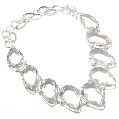 Collana con pietre preziose - , a