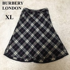 Gonna Burberry London svasata