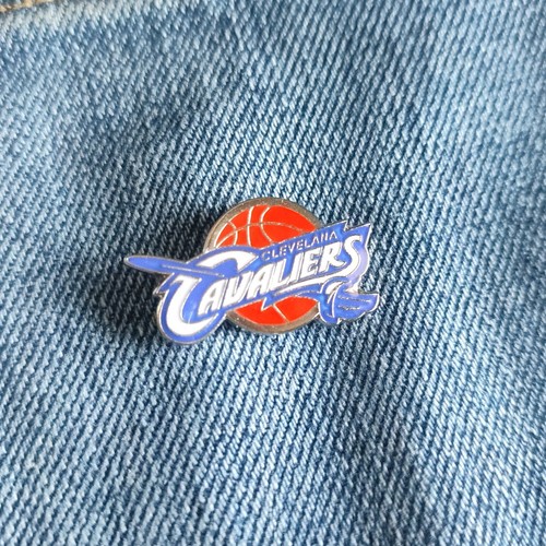 Spilla nba cavaliers team pins - nba,