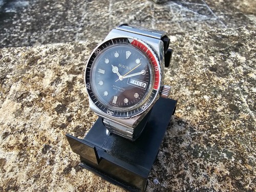 Bulova 660 feet - ,