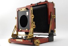Fotocamera pieghevole in legno
