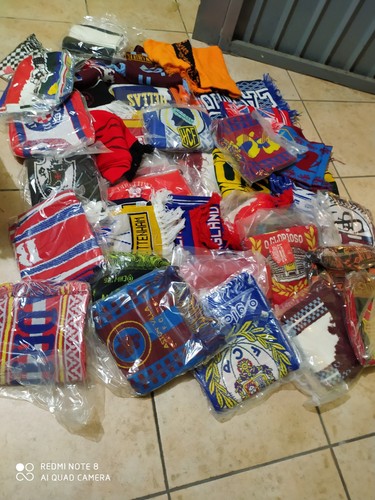 Sciarpe calcio diverse - 36,