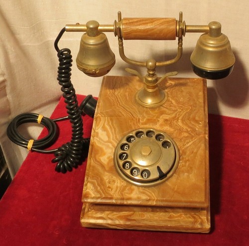 Vecchio telefono rotella - a, in