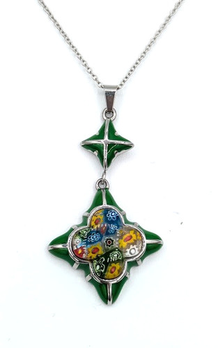 Collana con ciondolo vintage