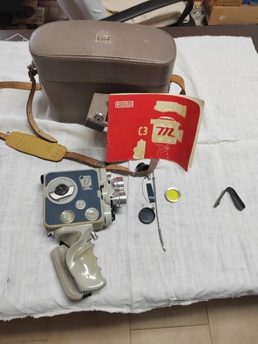 Cinepresa meccanica eumig - ,