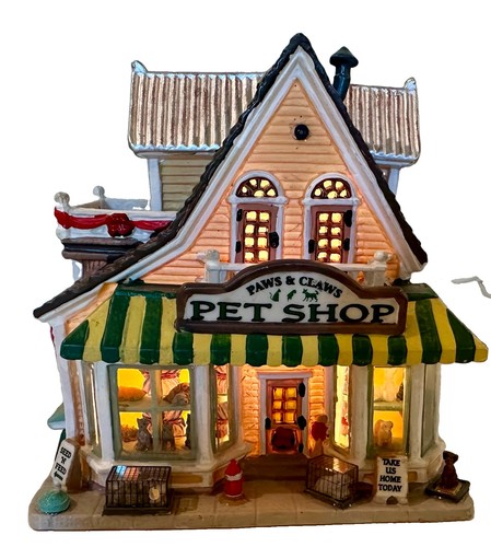 Vintage 2005 lemax village - vintage,